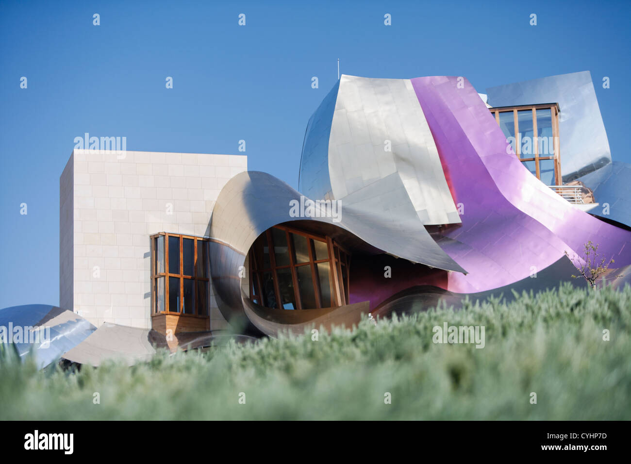 Hotel Marques de Riscal (progettata da Frank Gehry ) a El Ciego, Rioja Alavesa, Alava, Pais Vasco, Spagna Foto Stock