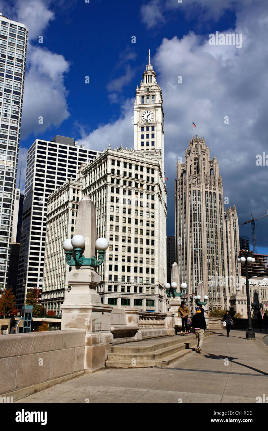 Wrigley Building sullo skyline della città di Chicago, Illinois, America Foto Stock