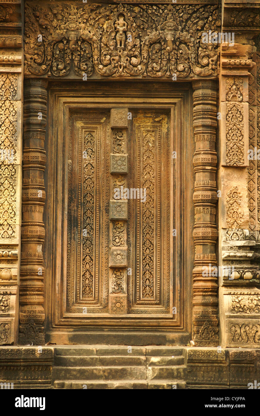 Il Banteay Srei o Banteay Srey un decimo secolo cambogiano di tempio dedicato al dio indù Shiva Foto Stock