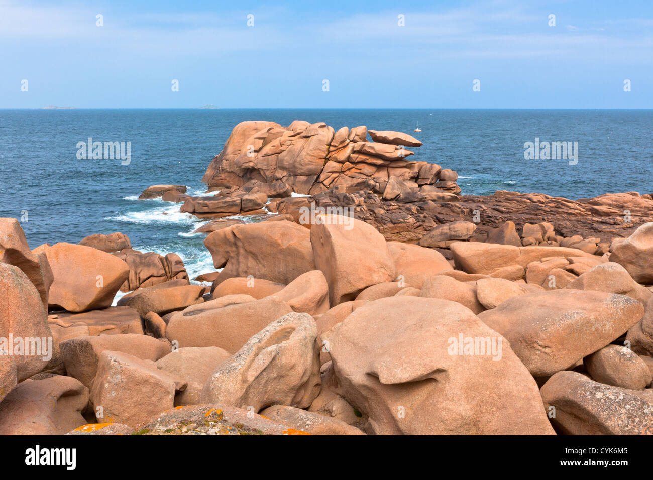 Côte de Granit Rose - Costa di Granito Rosa, Bretagna Francia Foto stock -  Alamy