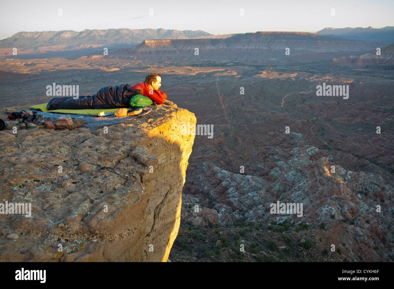 Campeggio a Gooseberry Mesa oltre vergine, Utah. La vista si affaccia sul Parco Nazionale di Zion, Utah. Foto Stock