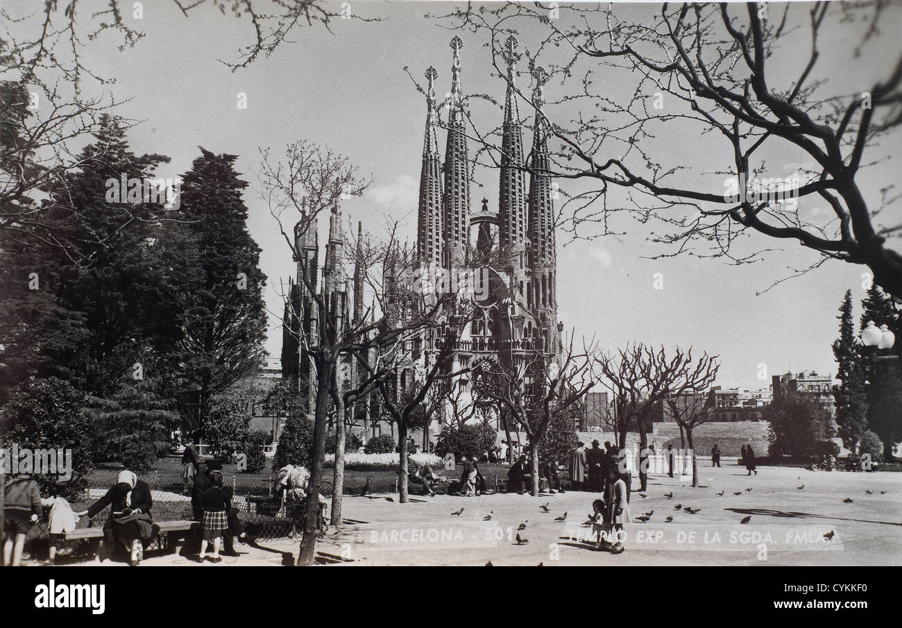 Una vista di Barcellona in una vecchia cartolina Foto Stock