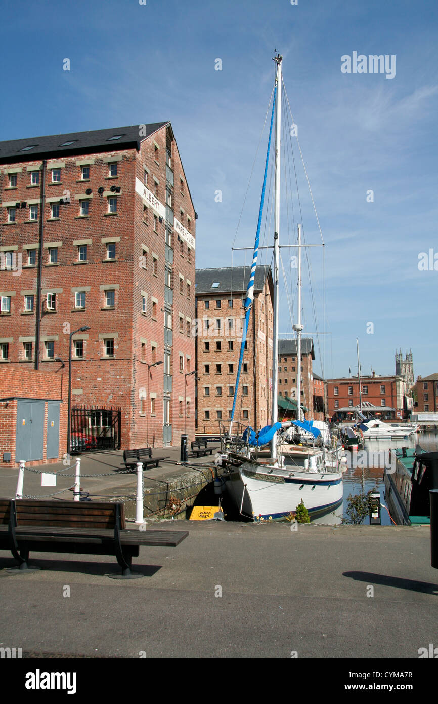 Marina e magazzini Gloucester Docks Gloucester England Regno Unito Foto Stock