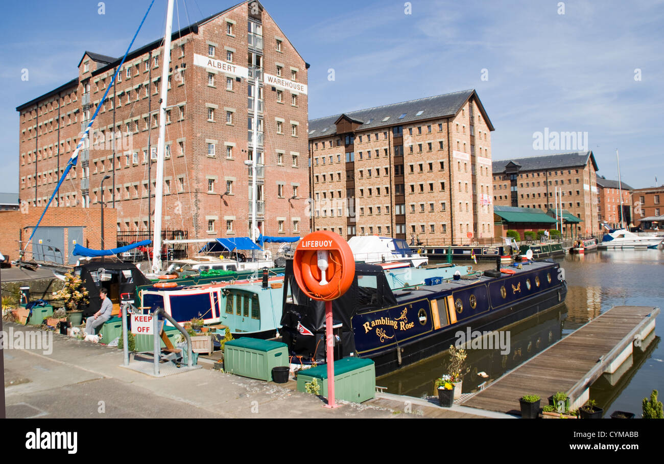 Marina e magazzini Gloucester Docks Gloucester England Regno Unito Foto Stock