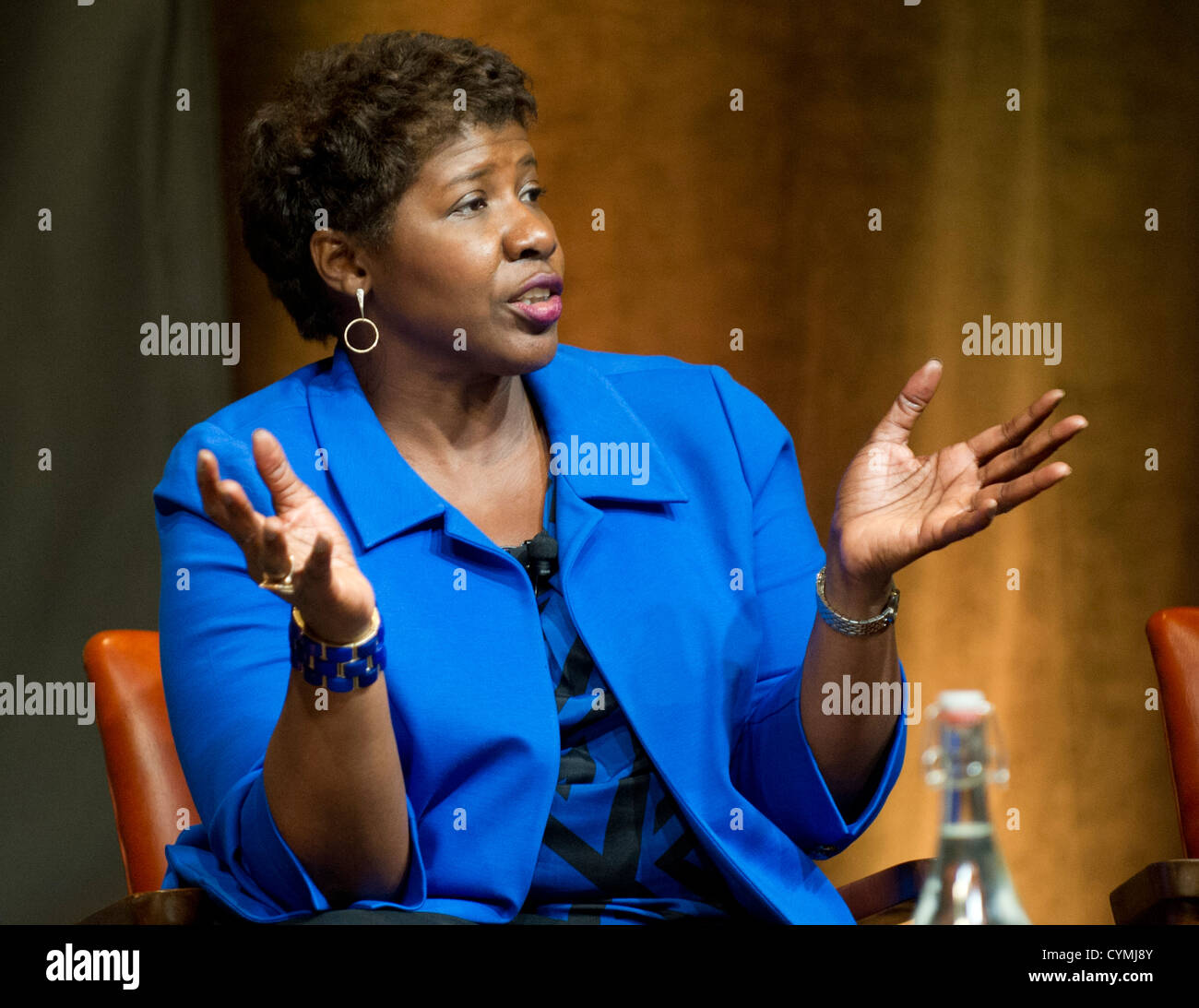 Autore e giornalista GWEN IFILL parla di un Texas Tribune evento presso la University of Texas di Austin a metà settembre. Foto Stock