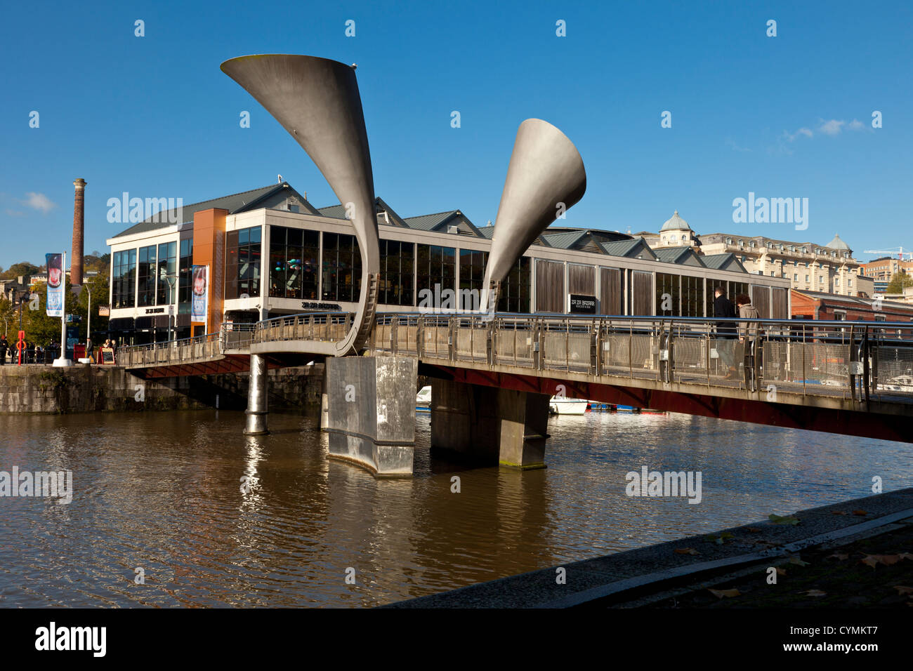 Peros passerella attraverso St Augustines raggiungere in Bristol's Floating Harbour Porto. Foto Stock
