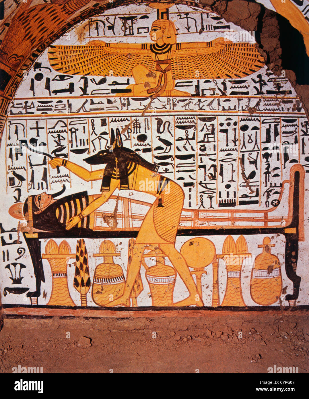 Dio Anubis preparare i morti per il suo viaggio, Tebe, Egitto, dipinto della tomba Foto Stock