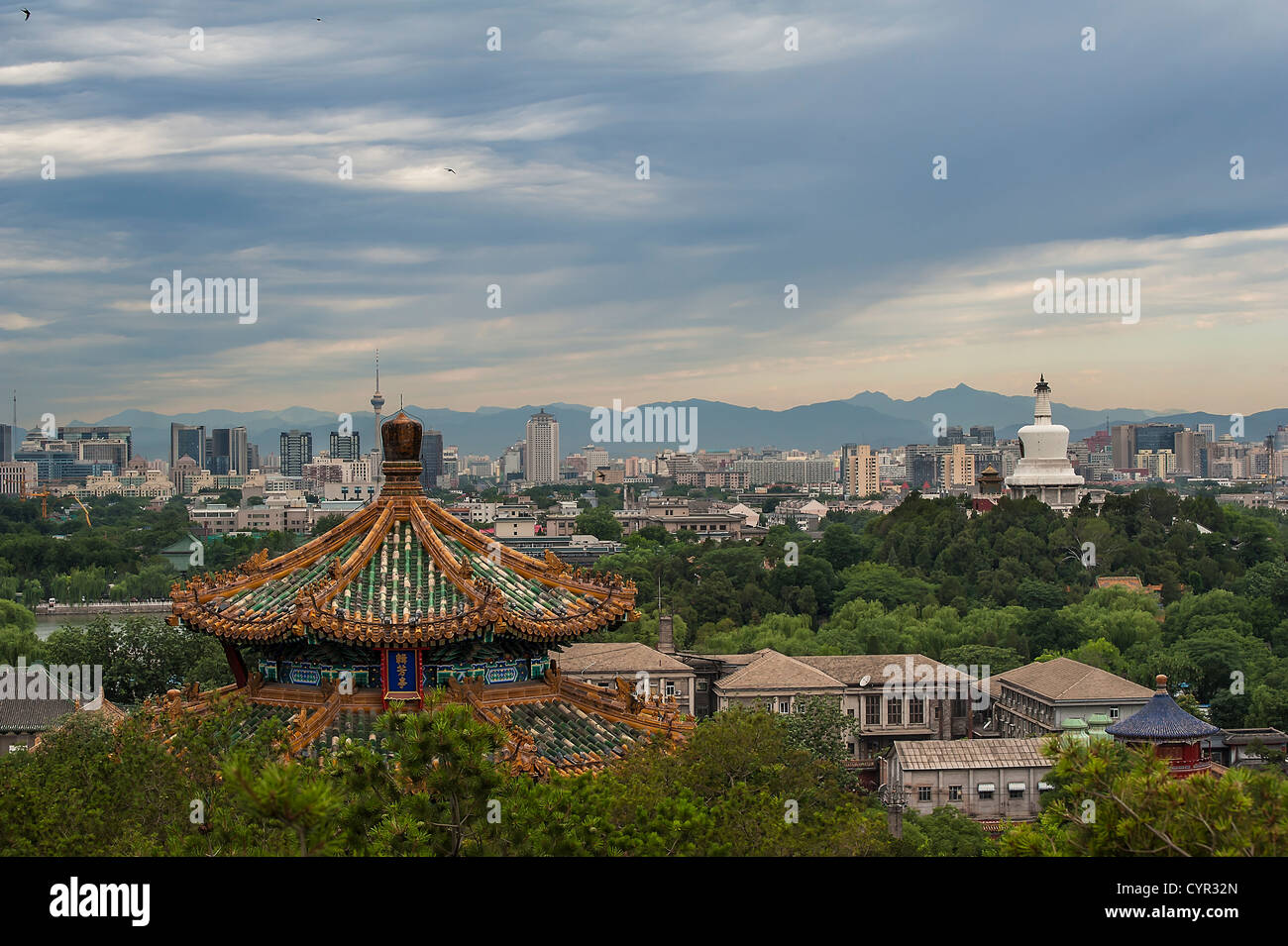 La città di Pechino, vista dalla collina di Jingshan Park Foto Stock