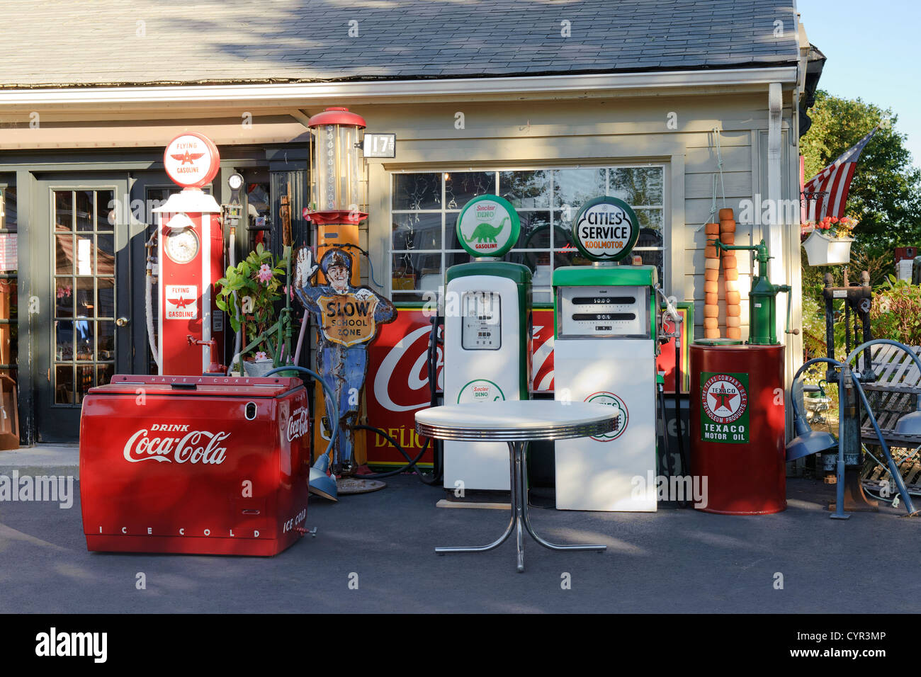 Negozio di antiquariato vicino a Wells, Maine, Stati Uniti d'America. Foto Stock