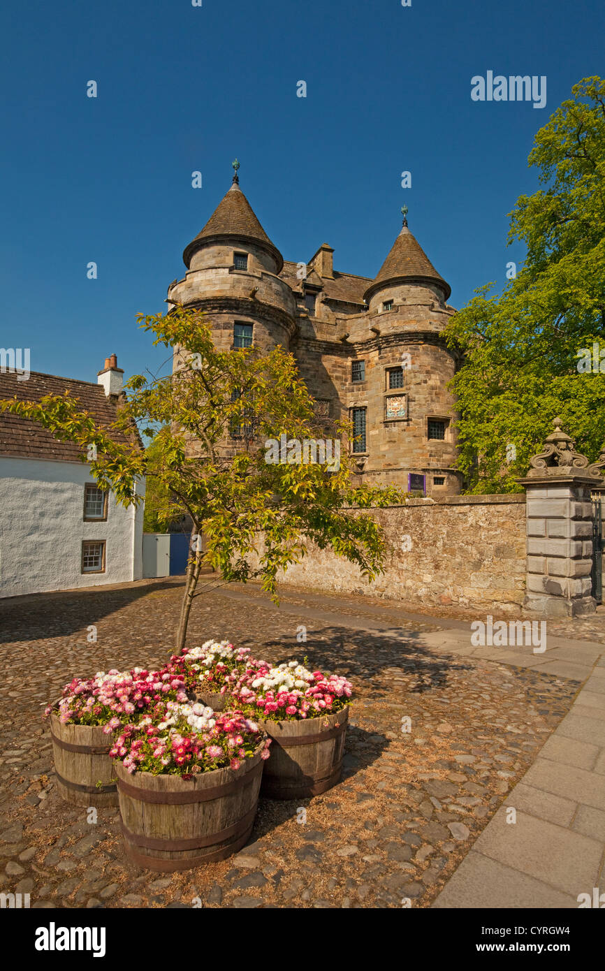 Falkland Palace, la croce, Falkland Foto Stock