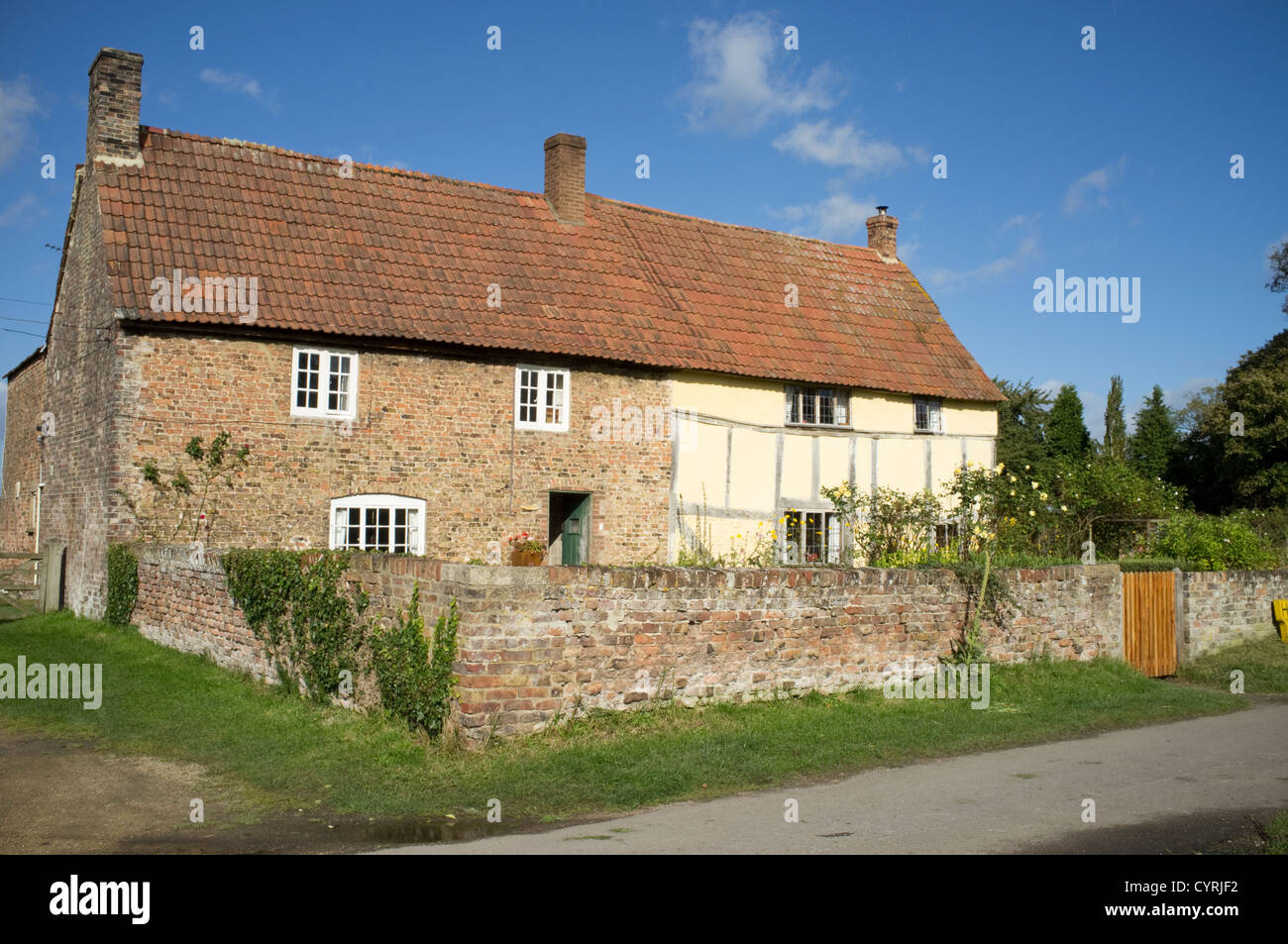 Il villaggio di Frampton on Severn la struttura di legno cottage vicino a Gloucester, Gloucestershire, England, Regno Unito Foto Stock