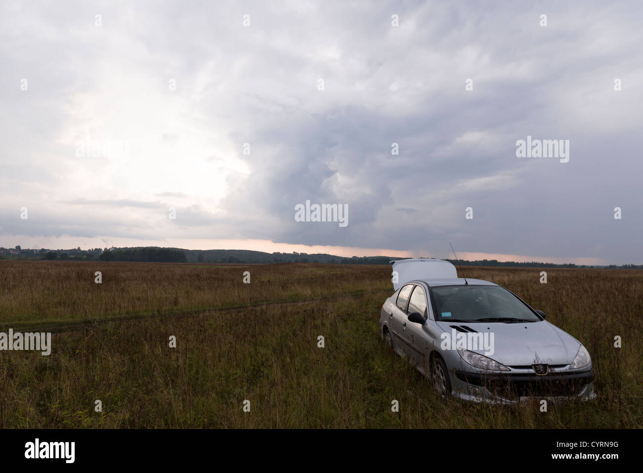 Kasimov minacce nuvoloso Grigio tempesta moody sky scenic Foto Stock