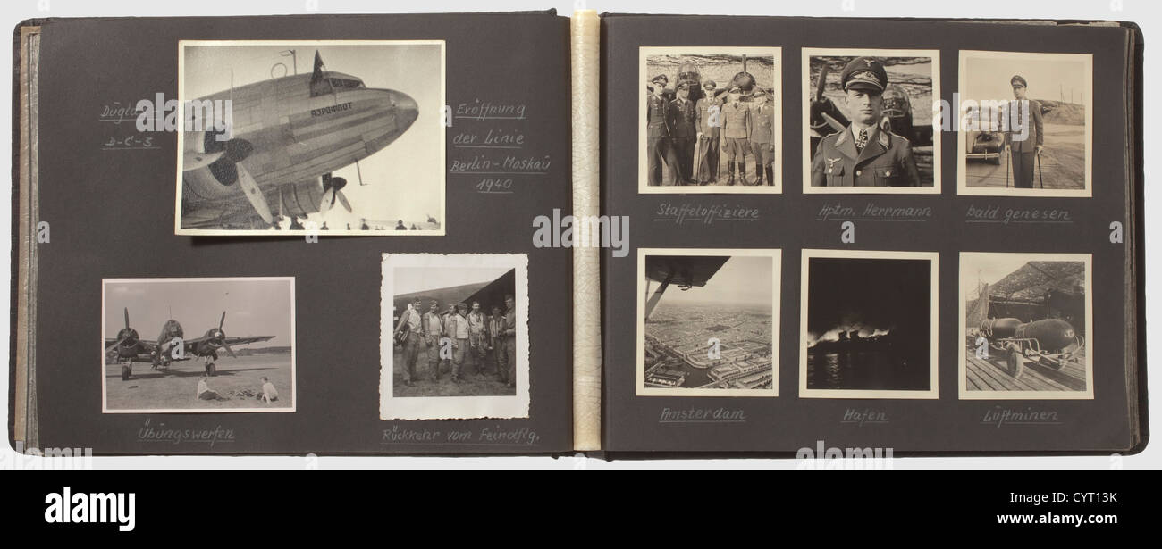 Quattro album fotografici di Unteroffizier Johann Grünsteudel, membro della Battle Wing 4 'General Wever' e la 7./Battle Wing 30 materiale fotografico molto completo e molto interessante dalle missioni dell'operatore radio su molte linee di fronte della Luftwaffe tedesca nel 2 ° mondo storico, storico, persone, anni 30, 1930, 20 ° secolo, Air Force, ramo di servizio, filiali Servizio,Servizio armato,servizi armati,militare,militare,forze aeree,oggetto,oggetti,fermi,clipping,ritaglio,ritaglio,ritaglio,ritaglio,ritaglio,fotografia,fotografie,alb,diritti aggiuntivi-clearences-non disponibile Foto Stock