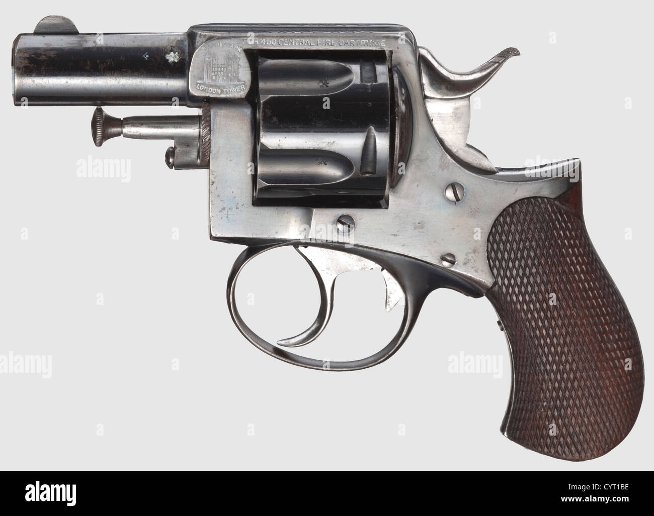Webley Tower Bulldog, circa 1880, cal.45 CF, n. 46.numeri corrispondenti.foro luminoso a cinque scanalature, lunghezza 2.5'.cilindro scanalato a cinque scatti.a differenza del normale Bulldog, il telaio è squarer e supera i pannelli di presa.sul ponte del telaio iscrizione a due righe 'THE TOWER / BULL DOG', a sinistra: "Per cartuccia antincendio centrale .450", davanti a questo sull'alloggiamento del cilindro contrassegnato con "marchio commerciale / Torre di Londra". Sulla fascetta posteriore incisione del rivenditore "E.M.Reilly & Co.16 New Oxford St London". Finitura originale blu-nero altamente lucidata parzialmente macchiata.wh lucido a martello e grilletto,diritti aggiuntivi-non disponibili Foto Stock Webley Tower Bulldog, circa 1880, cal.45 CF, n. 46.numeri corrispondenti.foro luminoso a cinque scanalature, lunghezza 2.5'.cilindro scanalato a cinque scatti.a differenza del normale Bulldog, il telaio è squarer e supera i pannelli di presa.sul ponte del telaio iscrizione a due righe 'THE TOWER / BULL DOG', a sinistra: "Per cartuccia antincendio centrale .450", davanti a questo sull'alloggiamento del cilindro contrassegnato con "marchio commerciale / Torre di Londra". Sulla fascetta posteriore incisione del rivenditore "E.M.Reilly & Co.16 New Oxford St London". Finitura originale blu-nero altamente lucidata parzialmente macchiata.wh lucido a martello e grilletto,diritti aggiuntivi-non disponibili Foto Stock
