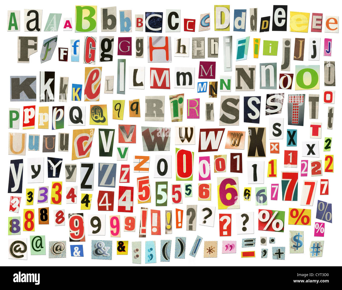 Giornale alfabeto con lettere, numeri e simboli. Isolato su bianco Foto  stock - Alamy