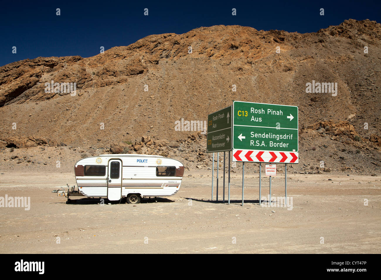 Posto di frontiera tra il Sud Africa a Sendelingsdrift e della Namibia a Rosh Pinah Foto Stock