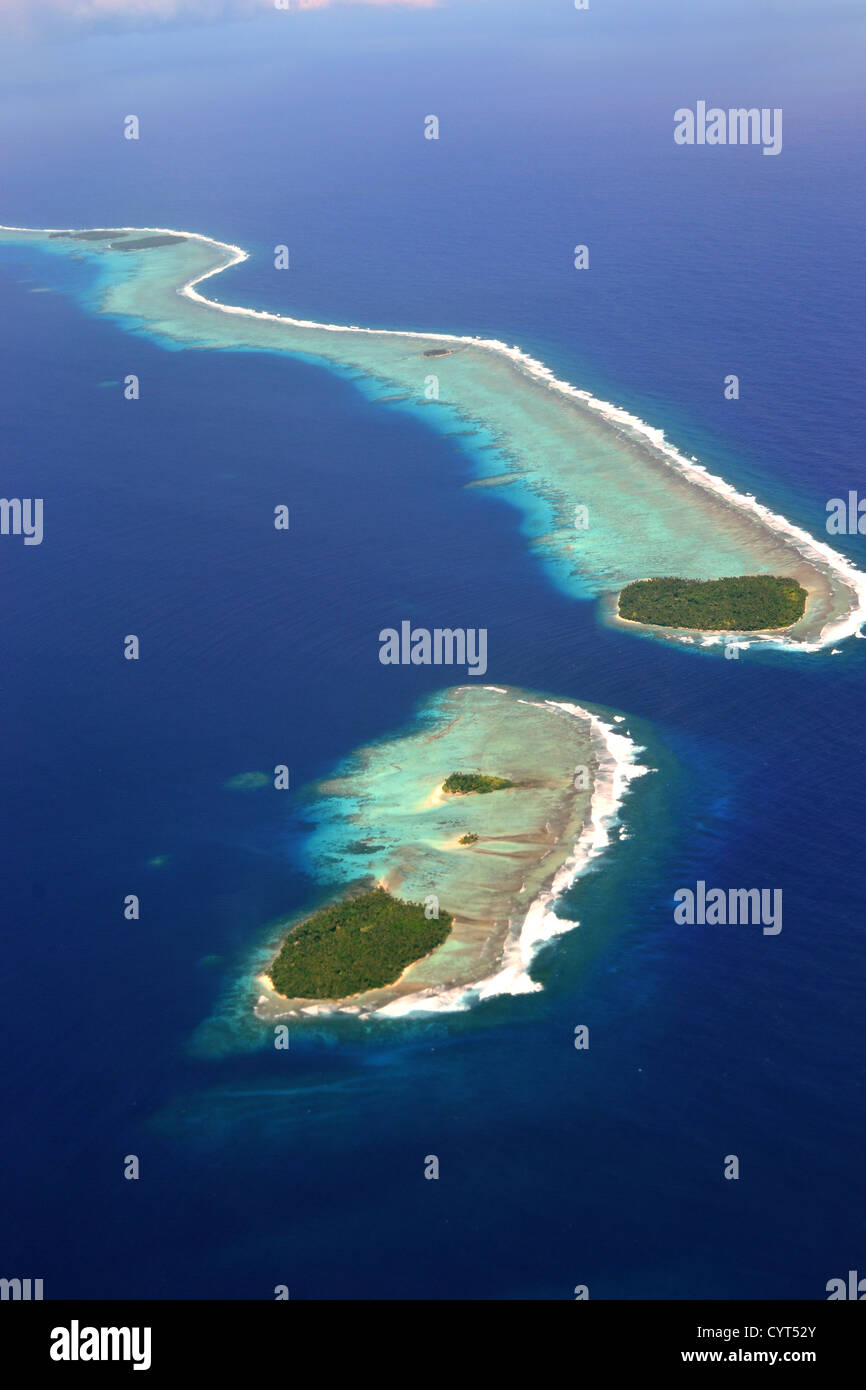 Vista aerea del micronesiano atollo nei pressi di Chuuk, Stati Federati di Micronesia, Pacifico del Nord Foto Stock