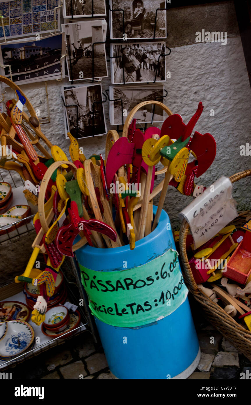 I segnalibri al di fuori di un dono stop nella Città Vecchia Sintra Foto Stock