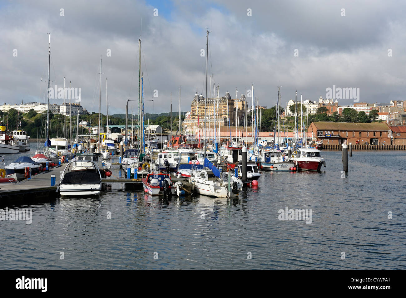 Porto di Scarborough North Yorkshire England Regno Unito Foto Stock