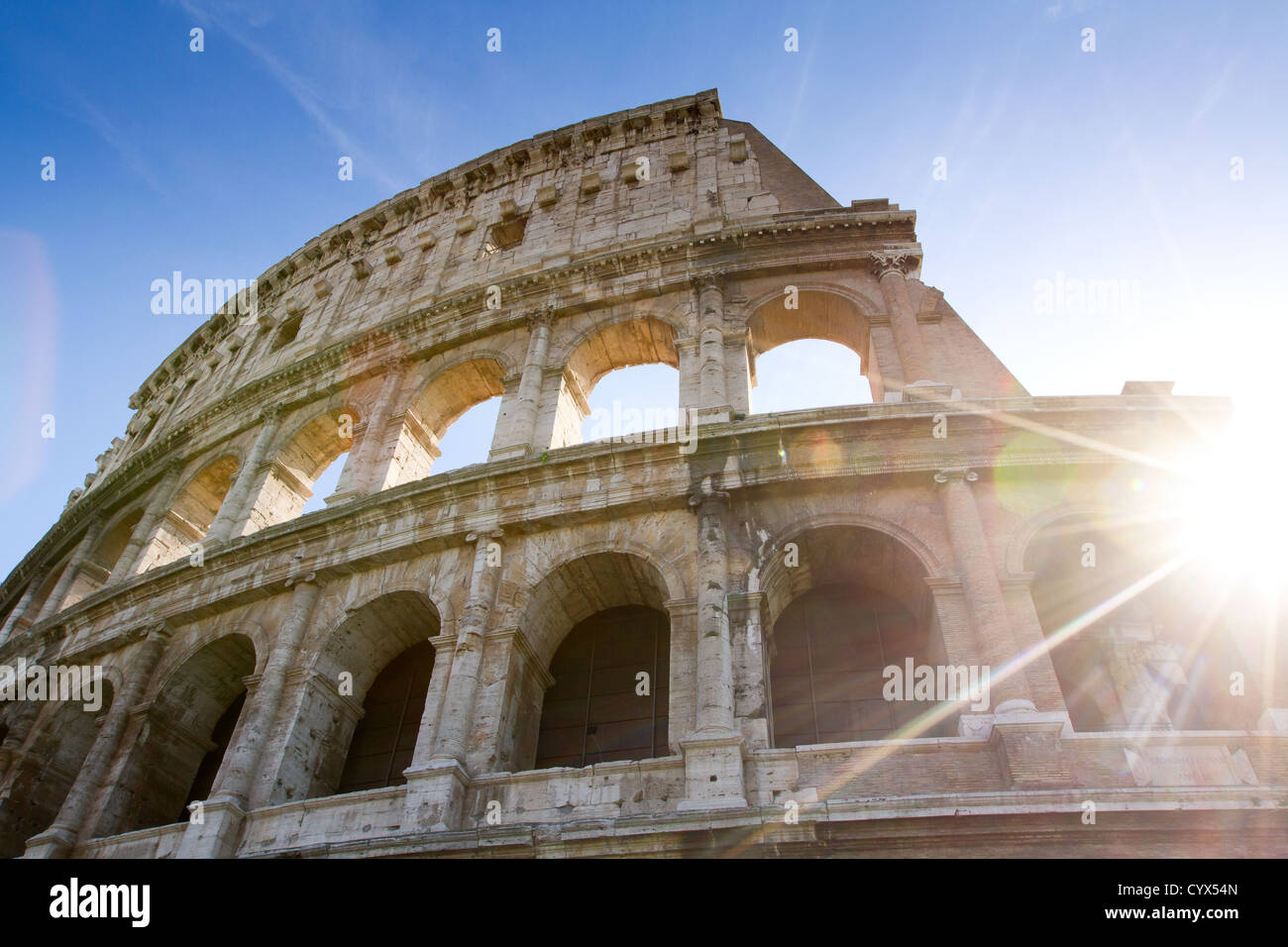 L'Italia, Colosseo in giornata di sole Foto Stock