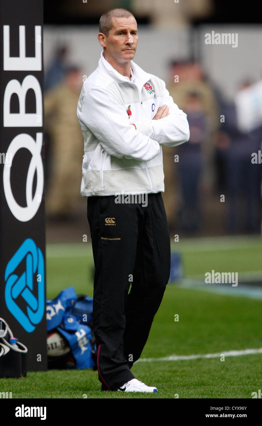 STUART LANCASTER INGHILTERRA RU HEAD COACH TWICKENHAM MIDDLESEX INGHILTERRA 10 Novembre 2012 Foto Stock