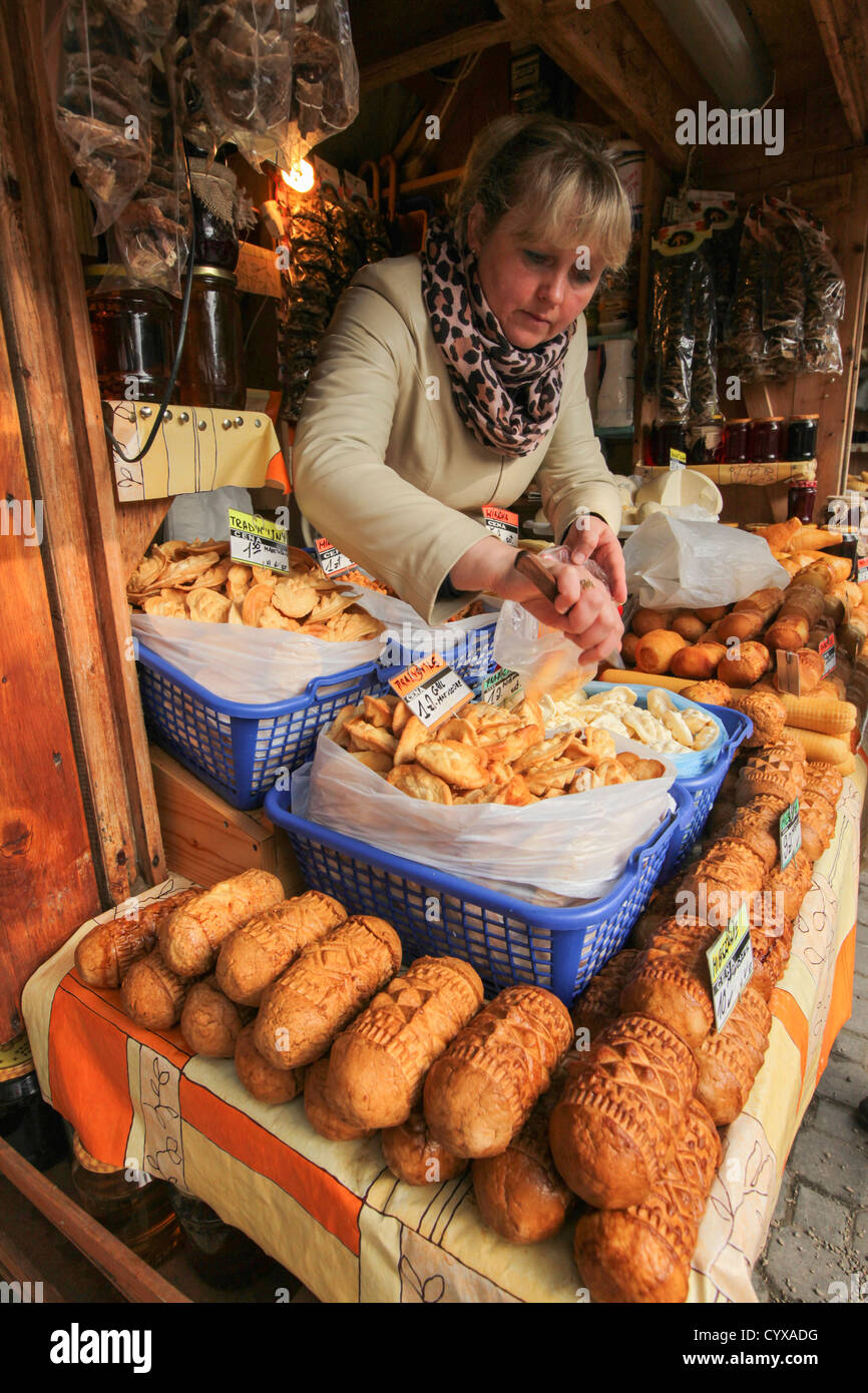 La Polonia, Zakopane, il mercato dei formaggi Foto Stock