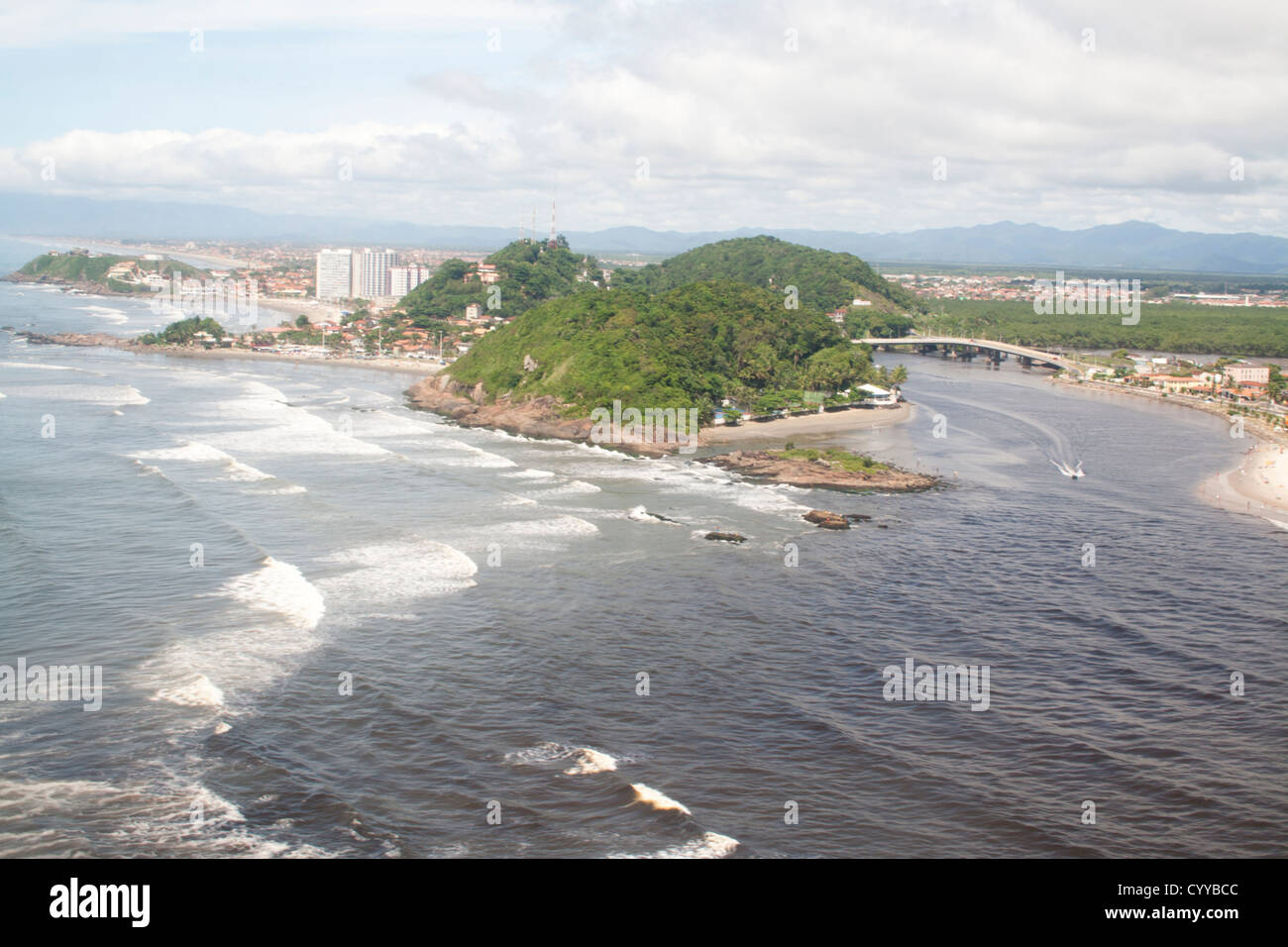 Foto aeree da Itanhahem, spiaggia dettagli, south shore di stato di São Paulo, Brasile. Foto Stock