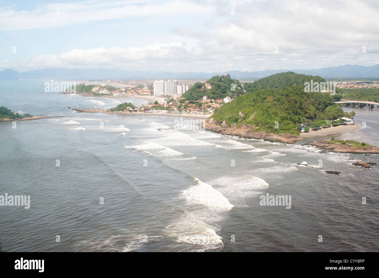 Foto aeree da Itanhahem, spiaggia dettagli, south shore di stato di São Paulo, Brasile. Foto Stock
