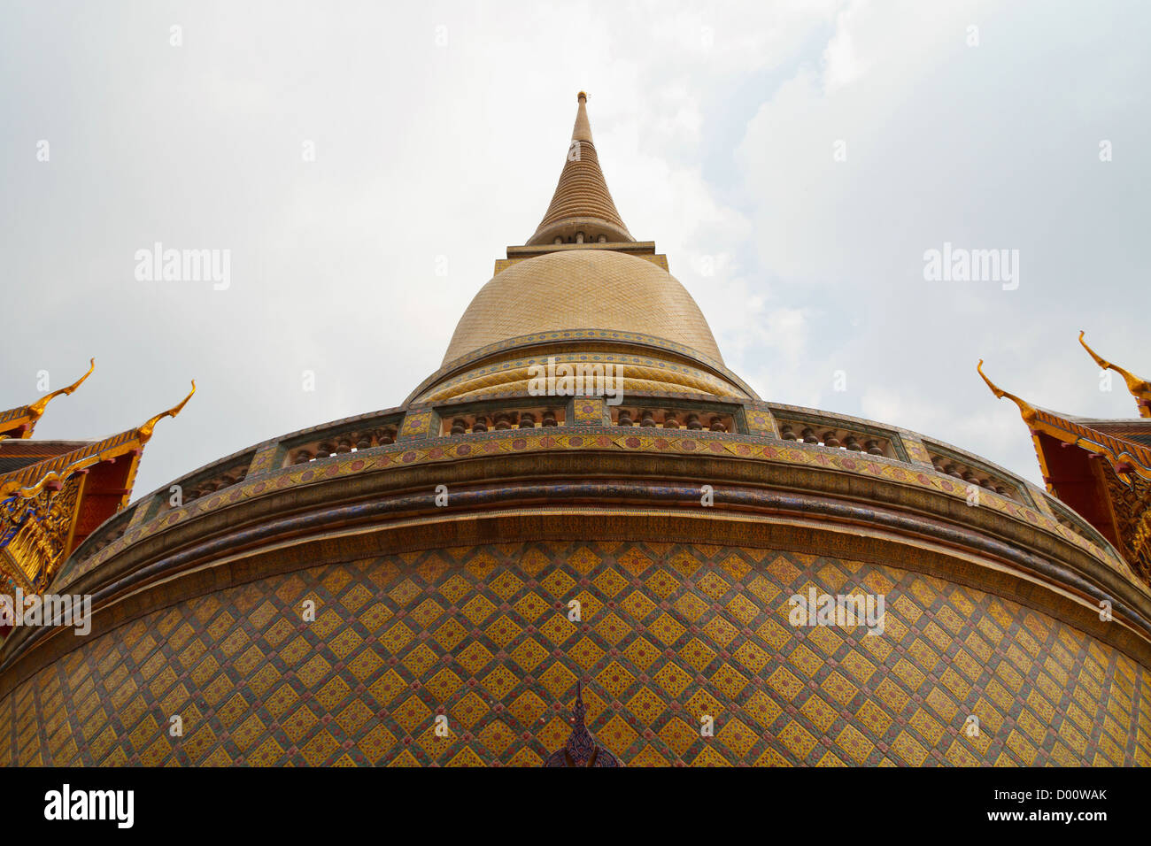 Parte del tempio Wat Ratchabophit a Bangkok, in Thailandia Foto Stock