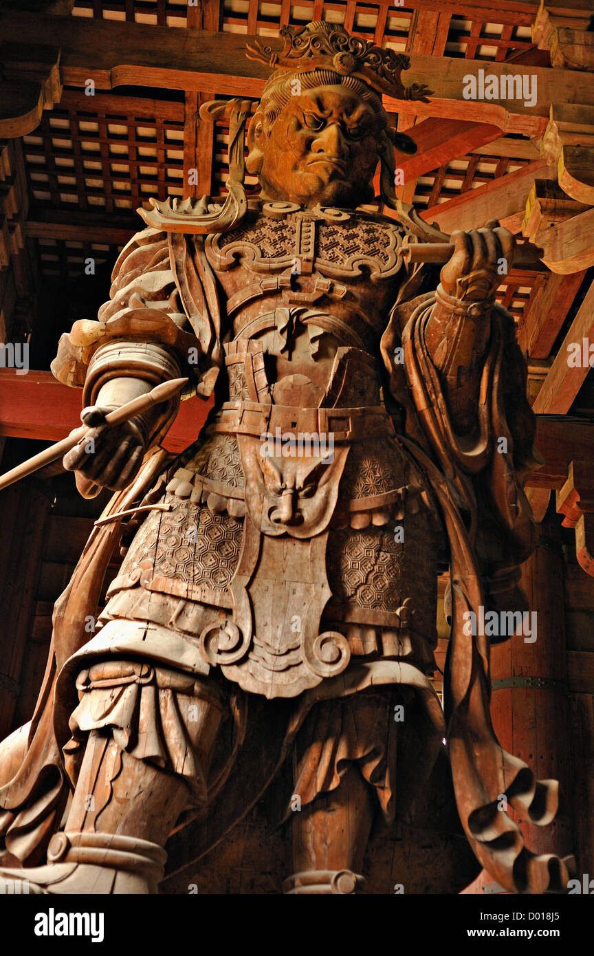 Custode del tempio statua di Tempio di Todai-ji di Nara, Giappone Foto Stock