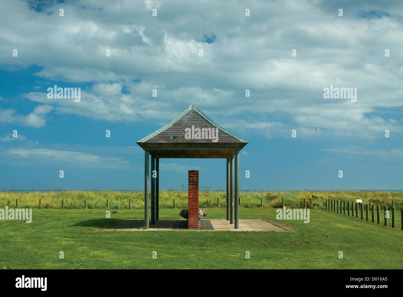 Il rifugio di Lowry, dipinta da LS Lowry come 'sulle sabbie", Berwick-upon-Tweed, Northumberland Foto Stock