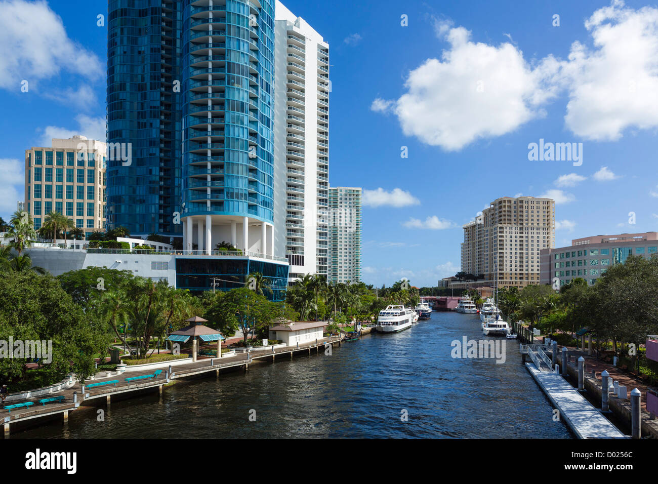 Il nuovo River vicino a Las Olas Riverfront, Fort Lauderdale, Broward County, Gold Coast, Florida, Stati Uniti d'America Foto Stock