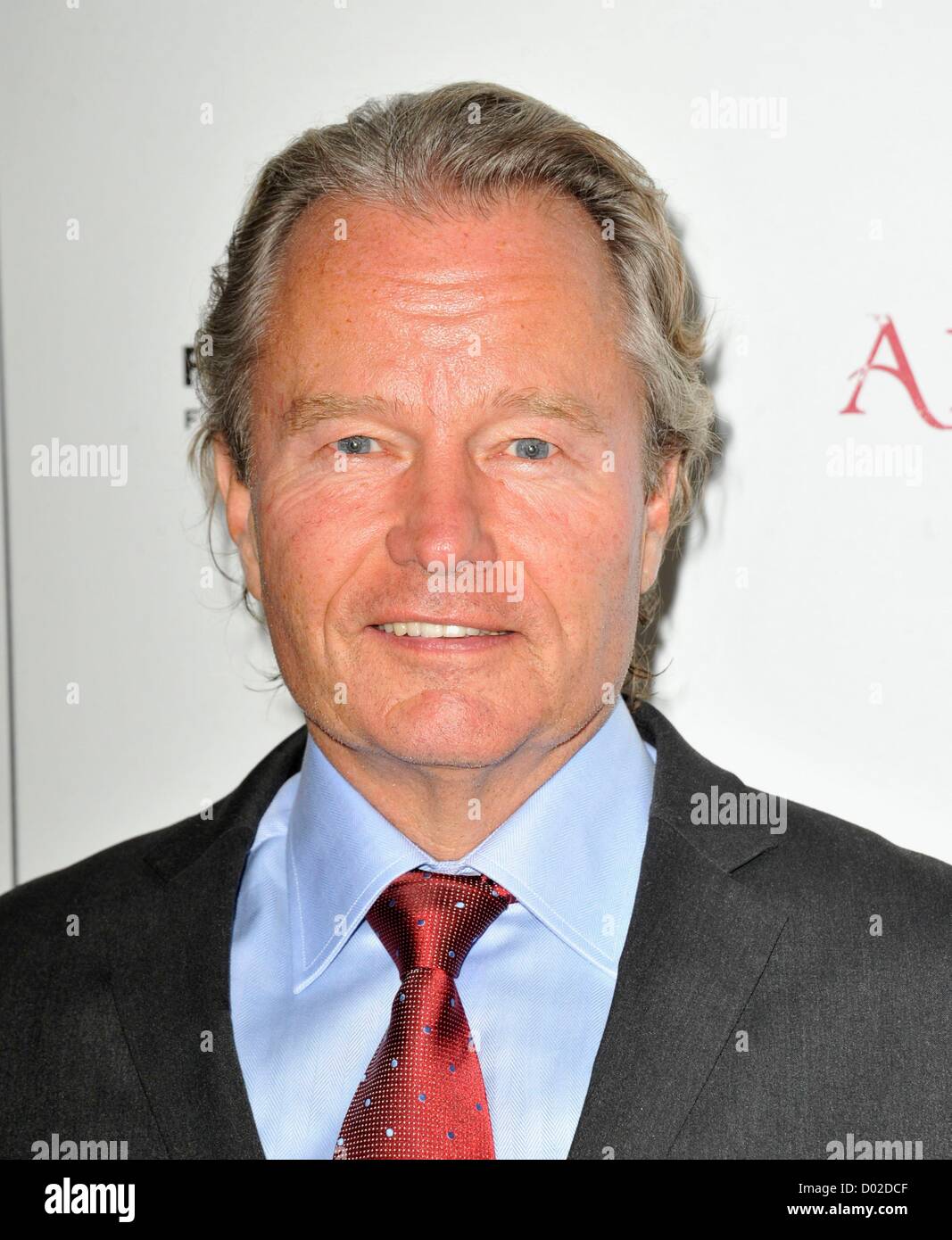 John Savage presso gli arrivi per Anna Karenina Premiere, ArcLight cinema Hollywood, Los Angeles, CA Novembre 14, 2012. Foto di: Dee Cercone/Everett Collection Foto Stock