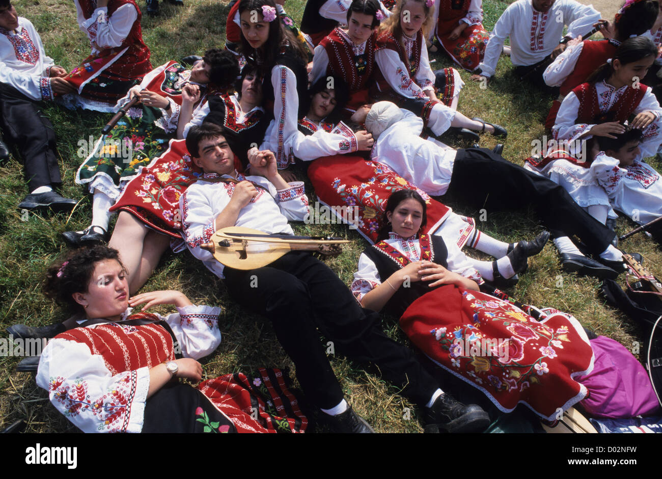 La Bulgaria Kazanlak, il tradizionale festival di rose durante il periodo del raccolto di Damascena rose fiori che vengono usati per olio essenziale Foto Stock