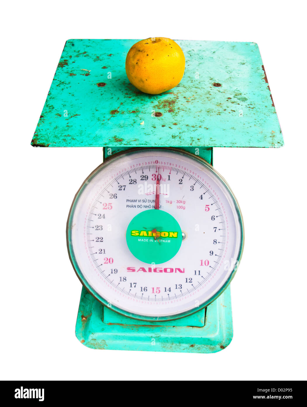 Macchina di pesatura e agrumi sono state poste sulla sommità. Foto Stock Macchina di pesatura e agrumi sono state poste sulla sommità. Foto Stock