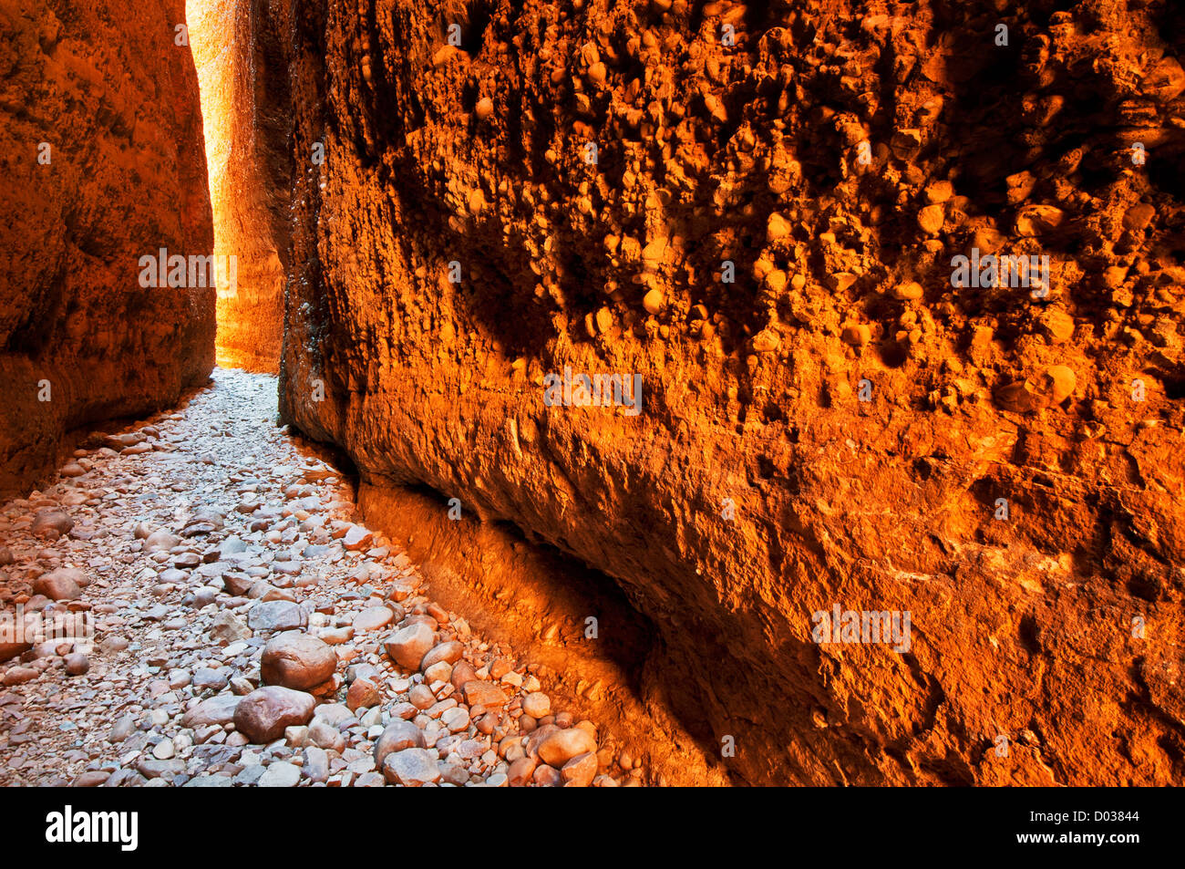 Mura illuminate di Echidna Chasm. Foto Stock