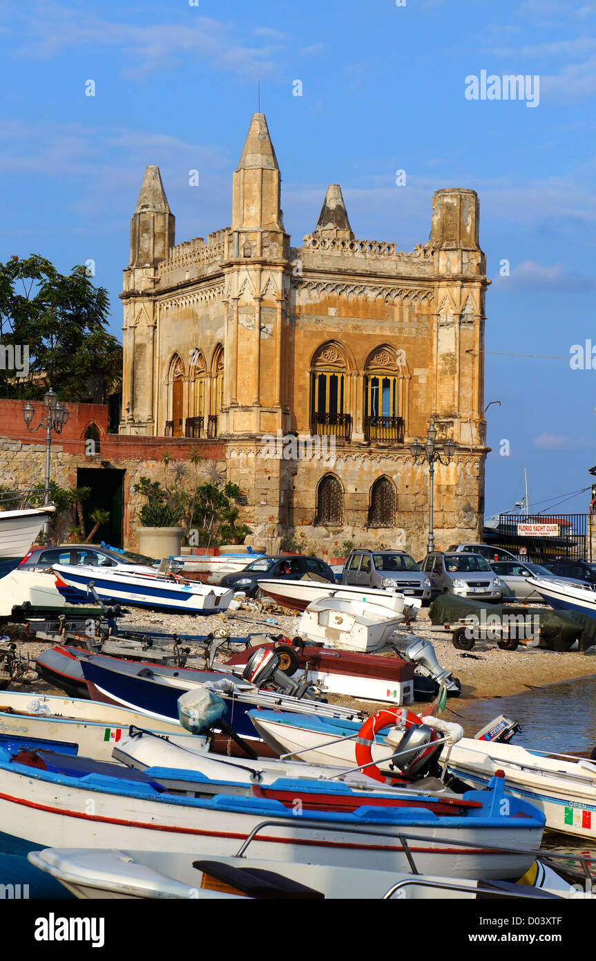 Vista esterna del palazzo Florio all'Arenella di Palermo in Sicilia Foto Stock