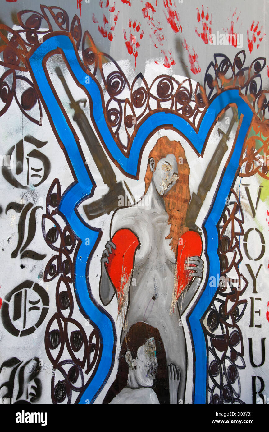 Global voyeurismo Graffiti di segnali acustici (bip.gr), Psyri, Atene, Attica, Grecia Foto Stock
