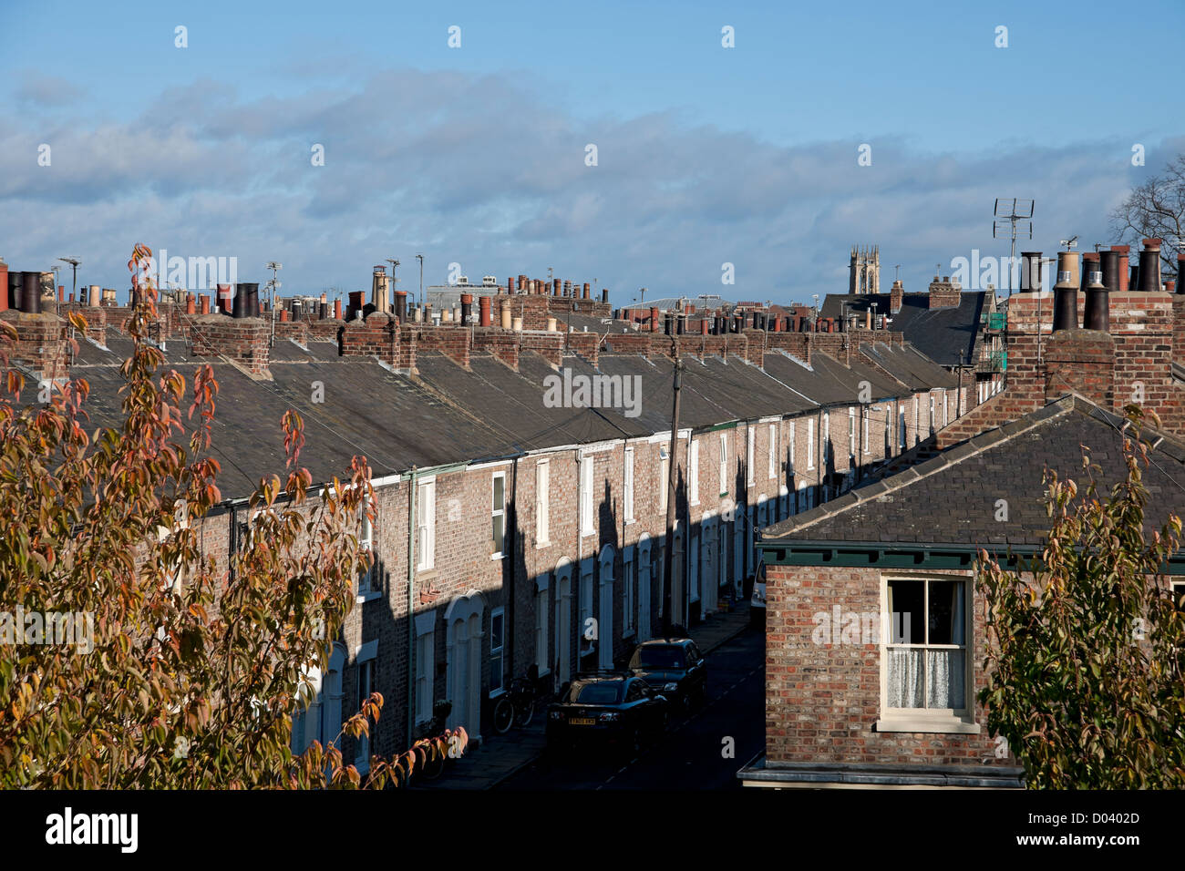 Case tradizionali a schiera case abitative urbane vicino al centro città York North Yorkshire Inghilterra Regno Unito Gran Bretagna Foto Stock