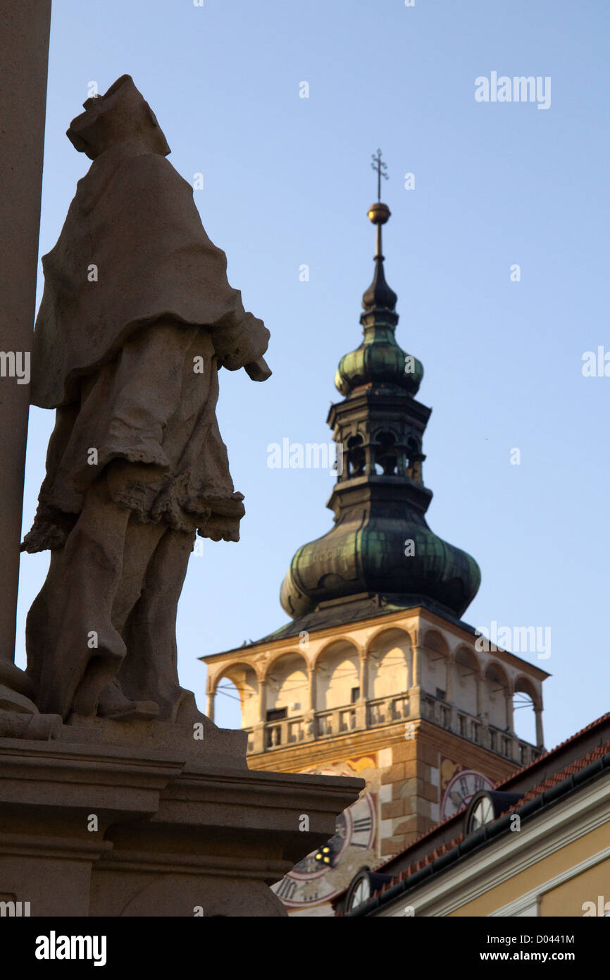 Il campanile della chiesa, Mikulov, Moravia del Sud, Repubblica Ceca Foto Stock
