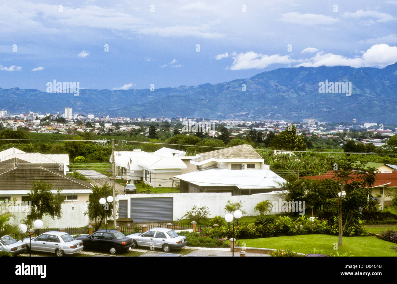 San Jose 07-1998 Digital Slide conversioni,Giardino,sulle montagne circostanti,San Jose, Costa Rica,America del Sud Foto Stock