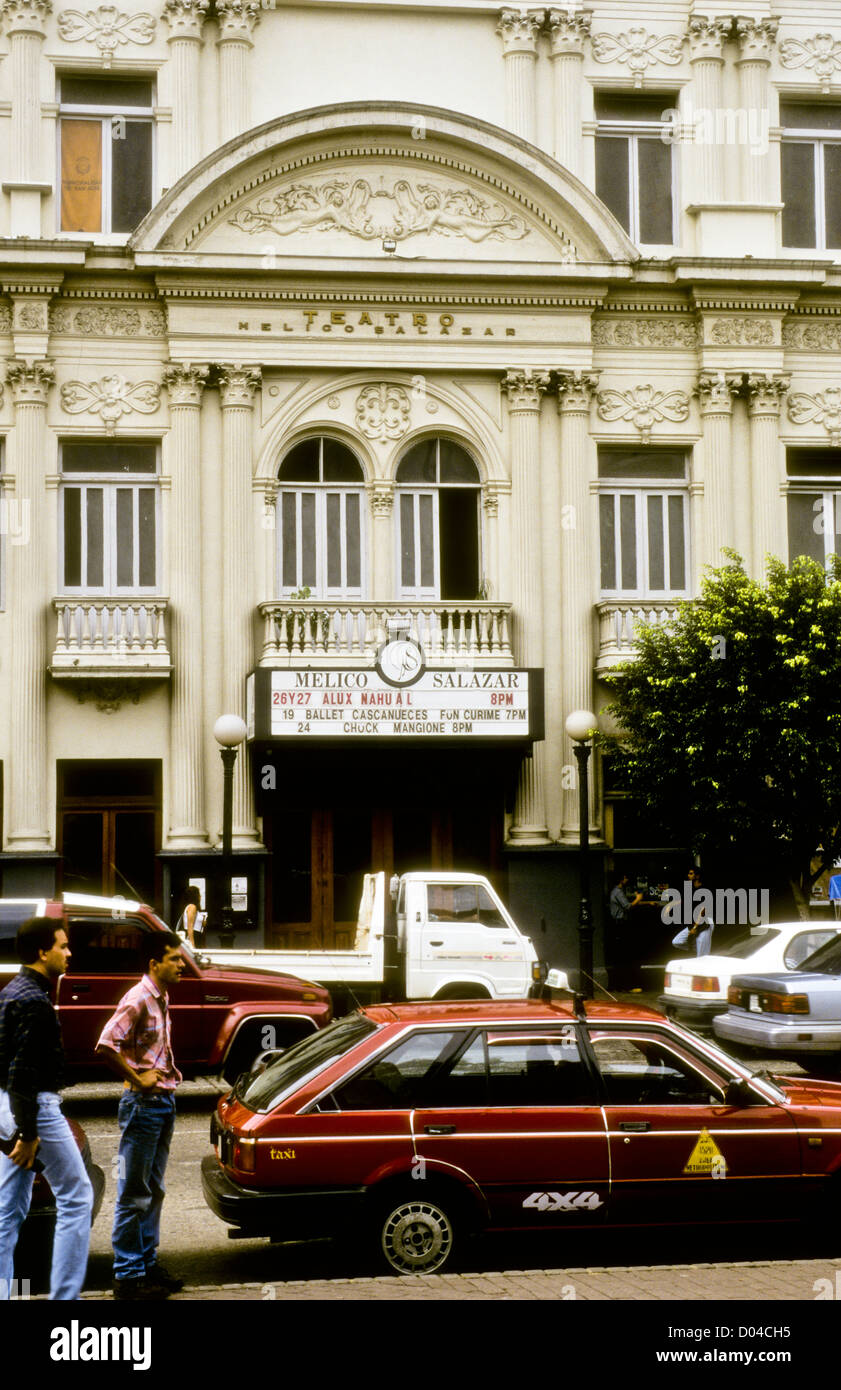 San Jose 07-1998 Digital Slide conversioni,Giardino,sulle montagne circostanti,San Jose, Costa Rica,America del Sud Foto Stock