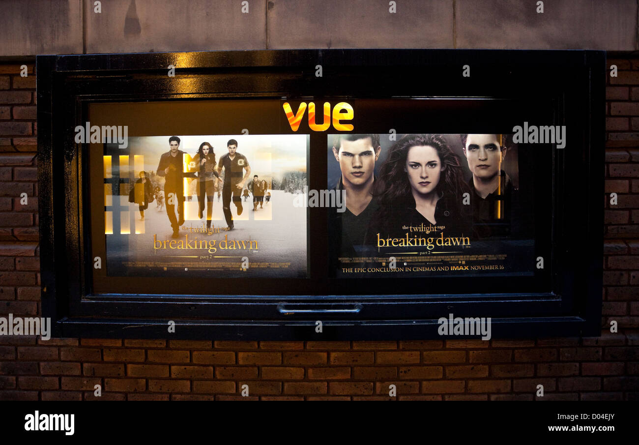 Il Crepuscolo Saga-Breaking alba manifesti di cinema a Vue Cinema, London, England, Regno Unito Foto Stock