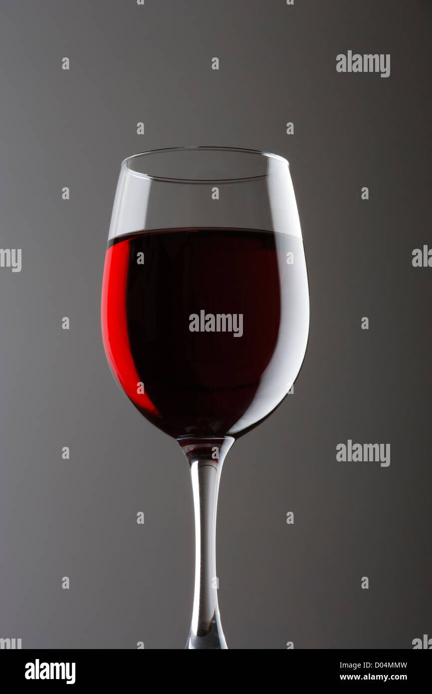 Bicchiere di vino rosso. Foto Stock