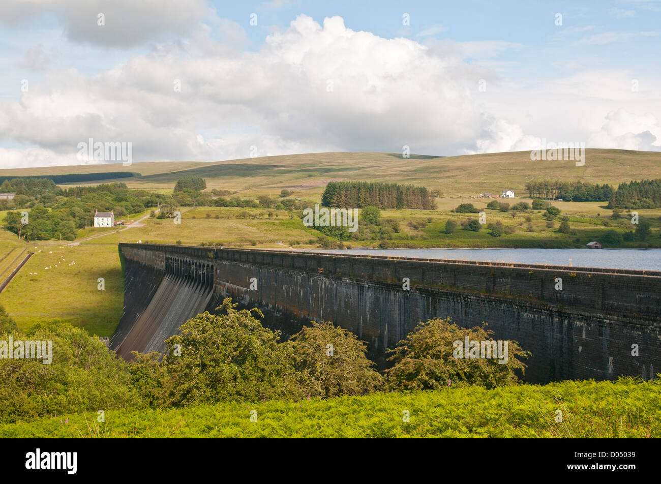 Cray serbatoio, il Parco Nazionale di Brecon Beacons, Brecon, POWYS, GALLES. Fornisce acqua a Swansea. Foto Stock