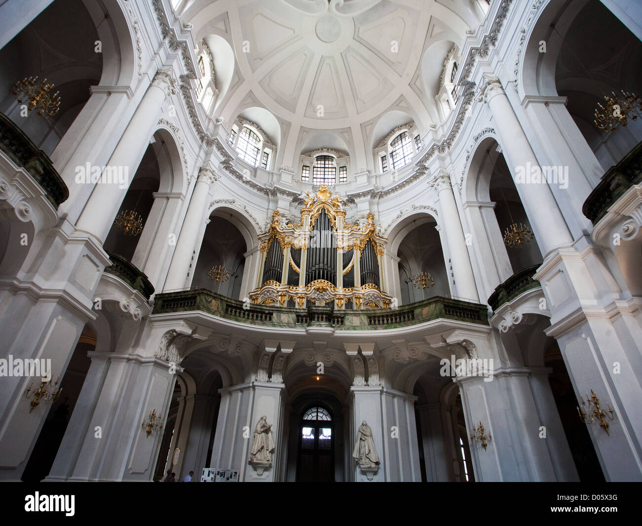 Interno della cattedrale in Dresden Foto Stock