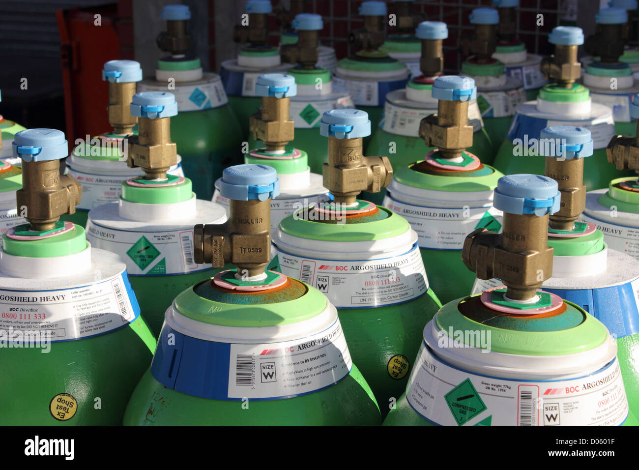 Revisione E Sostituzione Bombole Metano Auto: Come Funziona E Quanto Costa - Foto 3