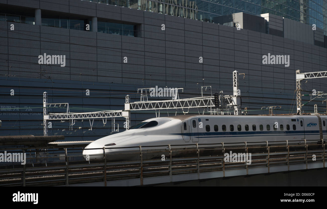 Il treno superveloce Shinkansen Tokyo Giappone Foto Stock