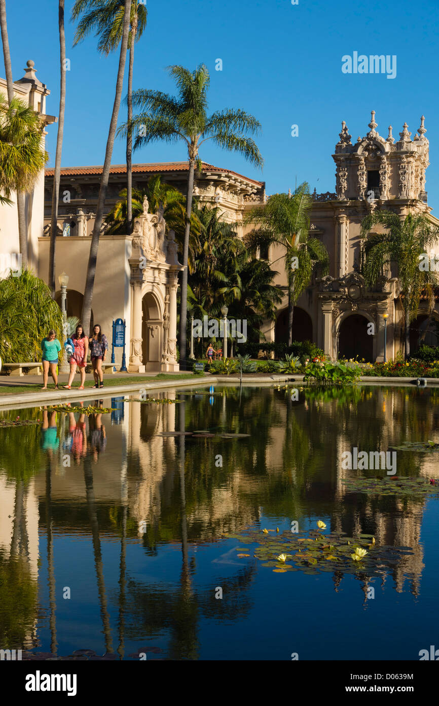 Balboa Park, San Diego, California - il laghetto di gigli Foto Stock