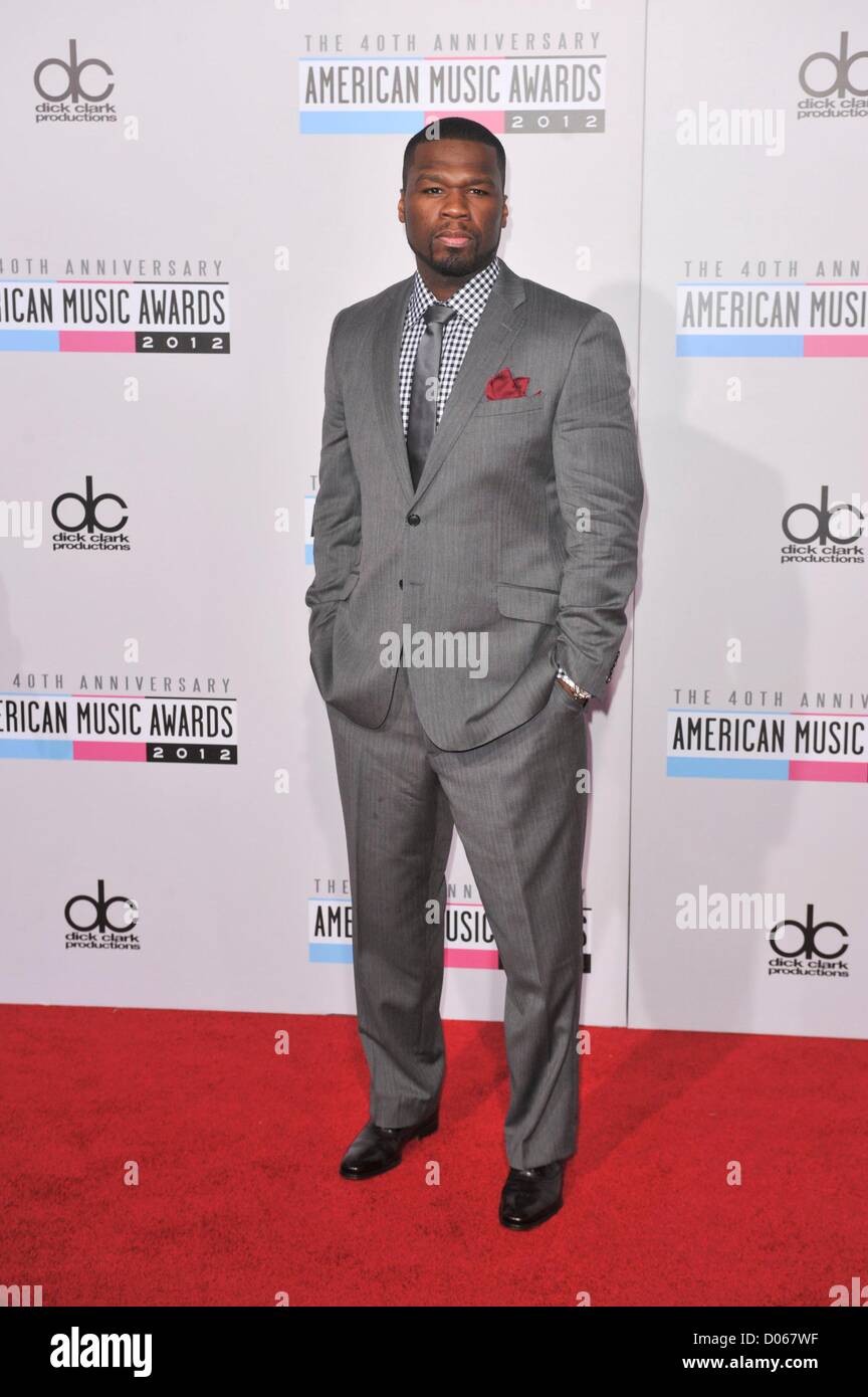 50 Cent presso gli arrivi per il quarantesimo anniversario American Music Awards (AMAs) - arrivi, Nokia Theater in L.A. LIVE, Los Angeles, CA, 18 novembre 2012. Foto di: Elizabeth Goodenough/Everett Collection Foto Stock